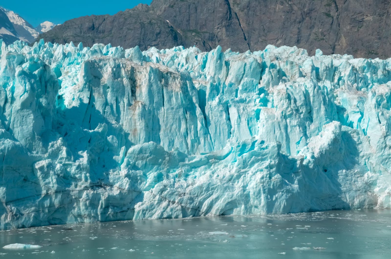 Alaska Cruise Guide: Inside Passage vs. Gulf of Alaska, Best Months & What to See