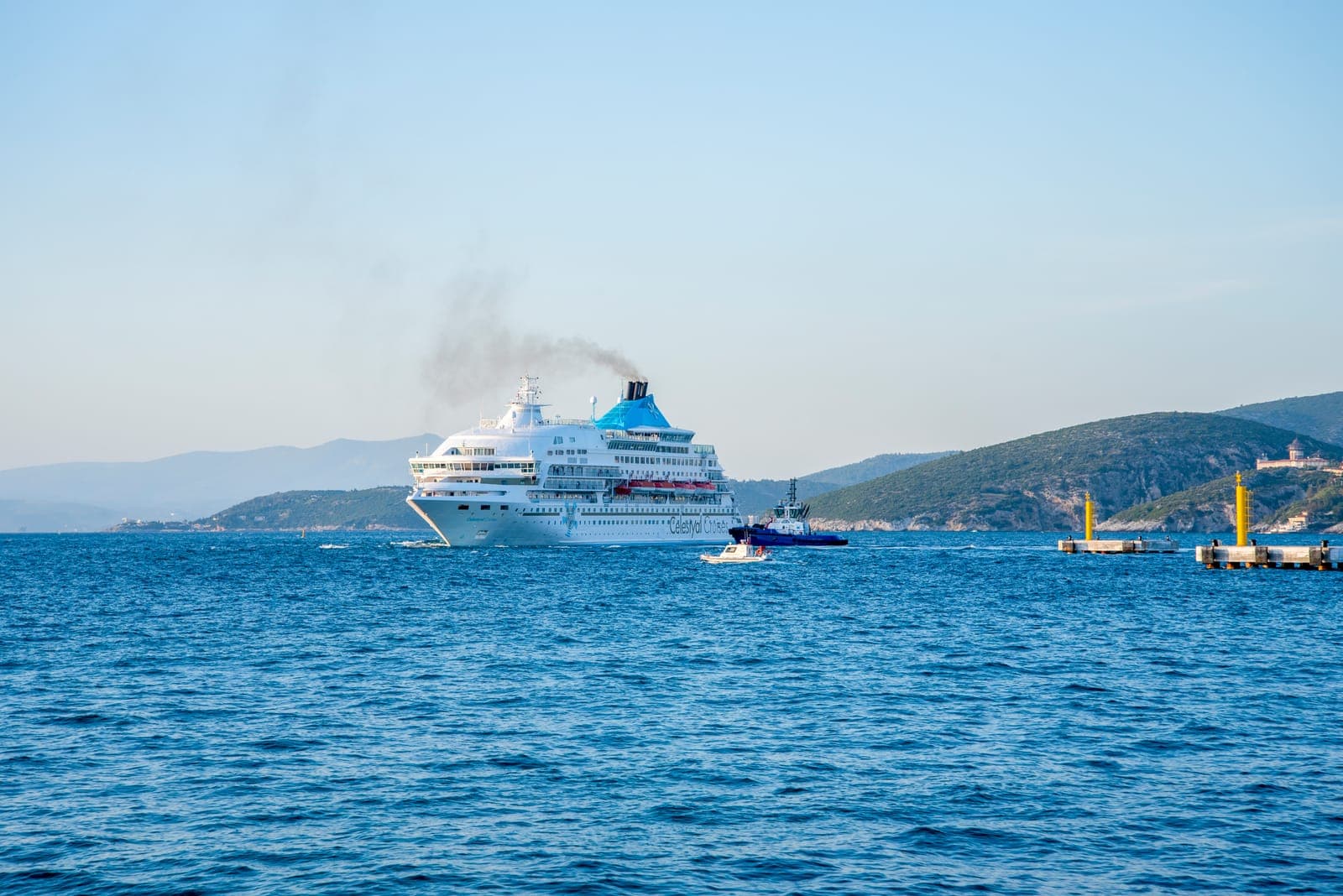 25 Essential Tips for First-Time Cruisers (2026 Guide)