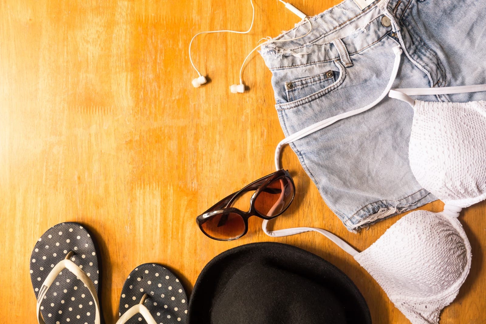 What to Wear on a Cruise 2026: Port, Sea and Formal