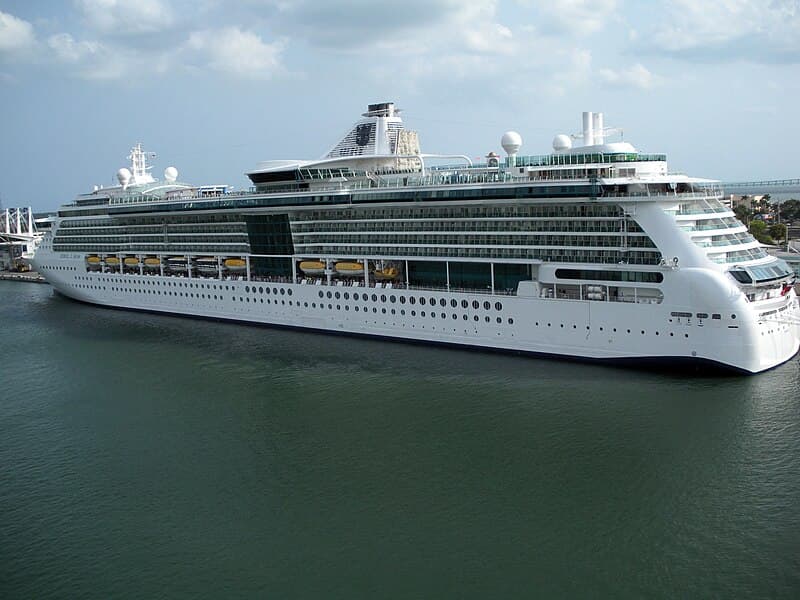 Jewel of the Seas sailing from Fort Lauderdale (Port Everglades), Florida