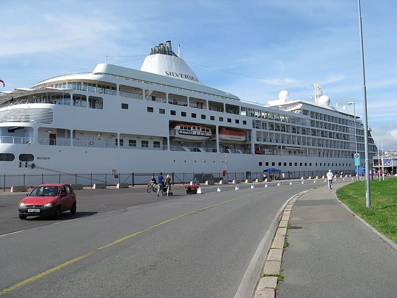 Silver Whisper