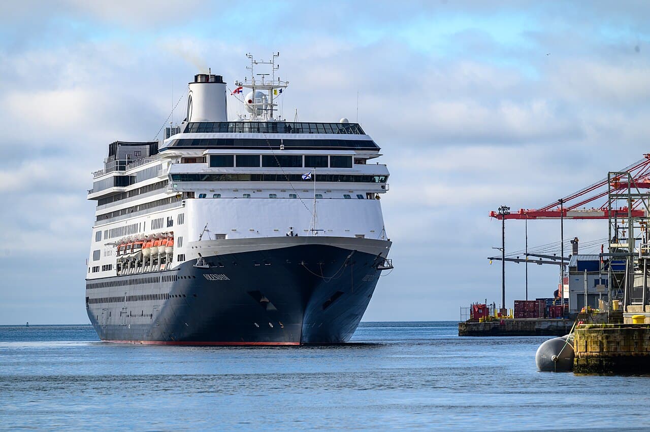 Volendam cruise ship