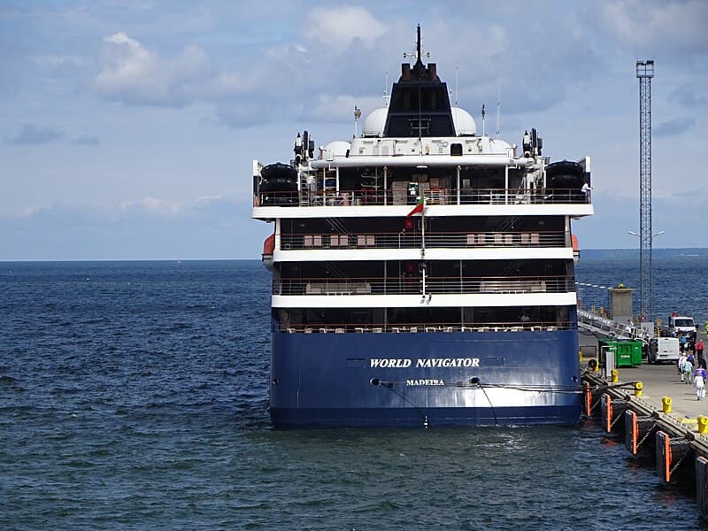 World Navigator cruise ship