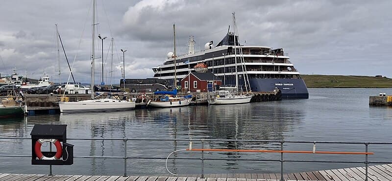 World Traveller cruise ship