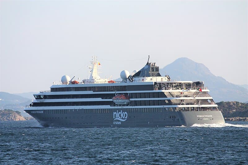 World Voyager cruise ship