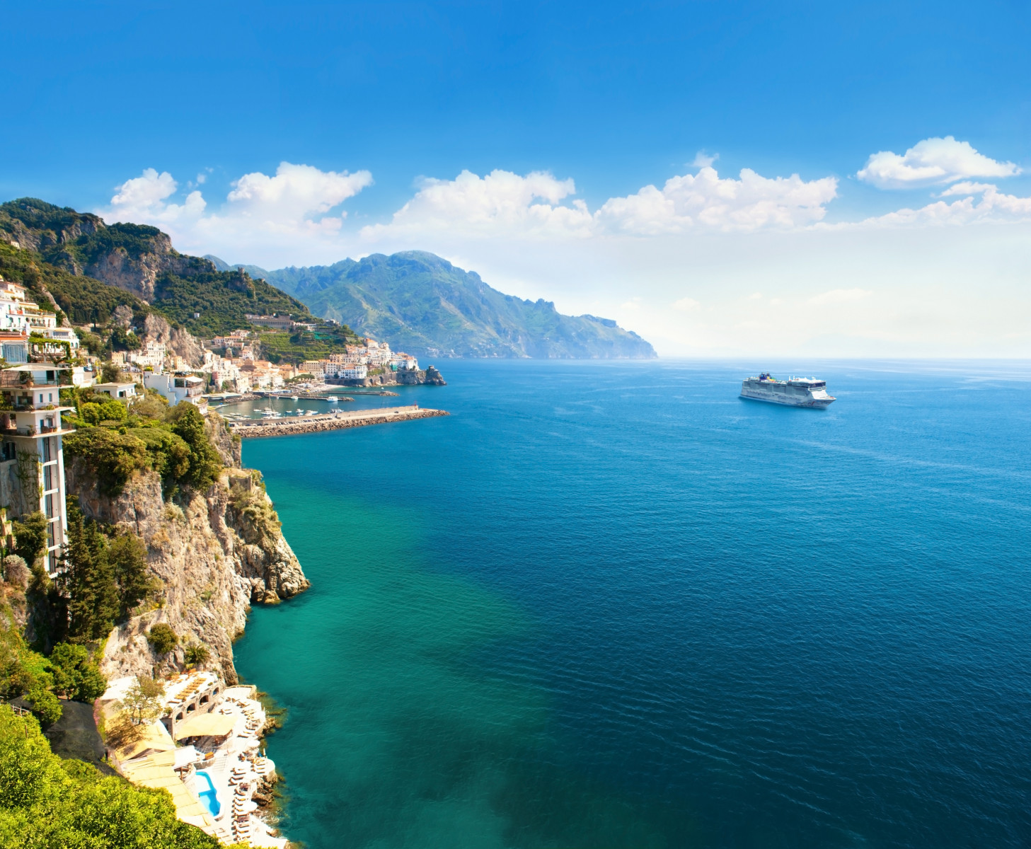 Norwegian Epic, Aerial view