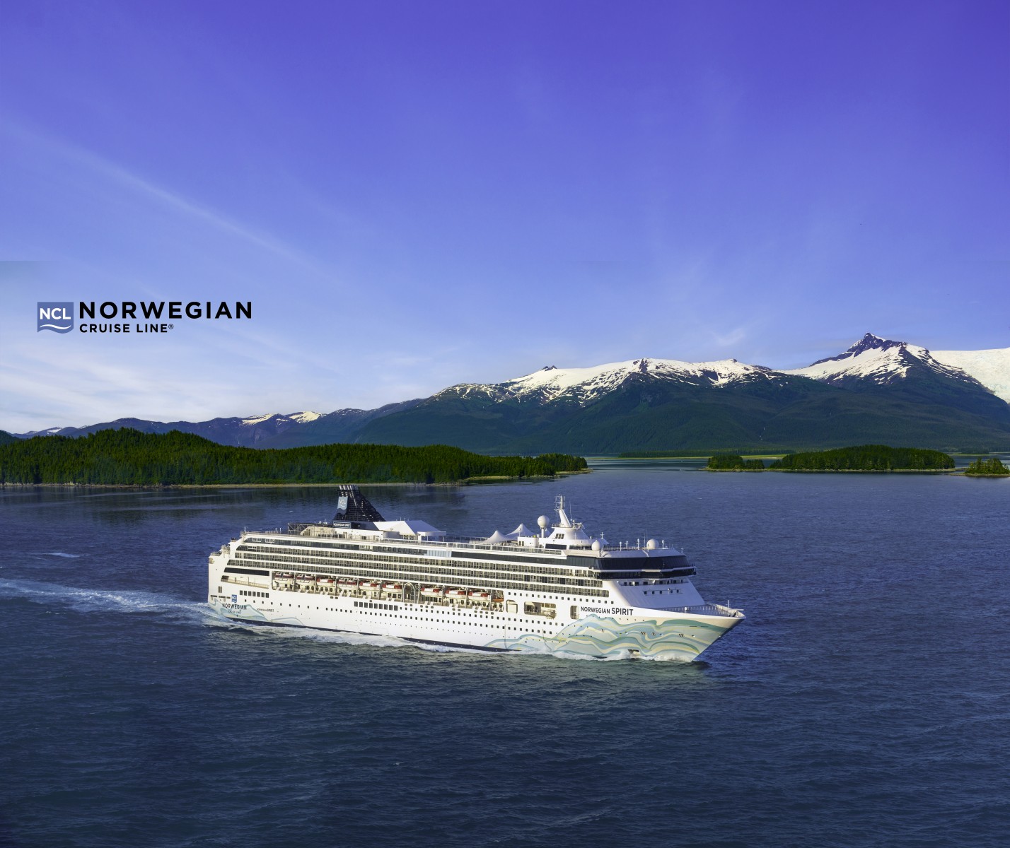 Norwegian Spirit — Aerial view